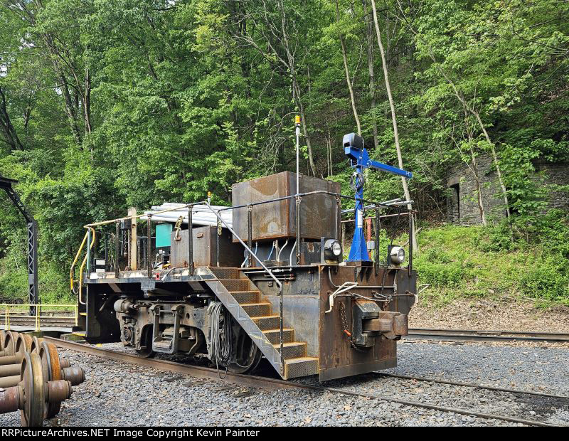 RBMN battery powered shop switcher